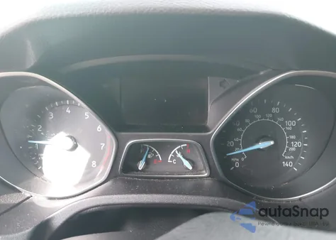 2018 Ford Focus Se z USA, uszkodzony, nr VIN 1FADP3F23JL258509